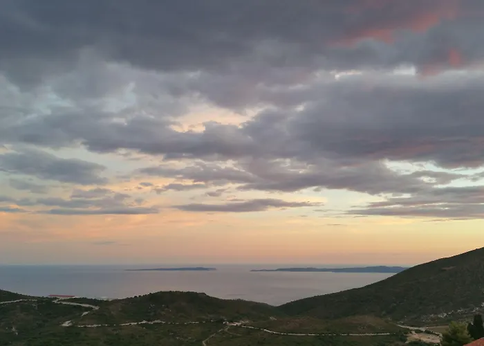 The Z Point 3* Parga